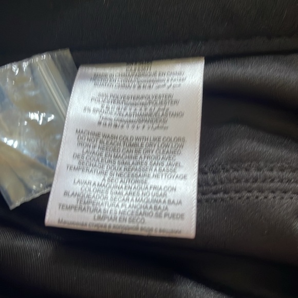 NWT! $88 BCBGeneration Knit Black Twill Pants - 1UX7B63 Size Large - Picture 7 of 7